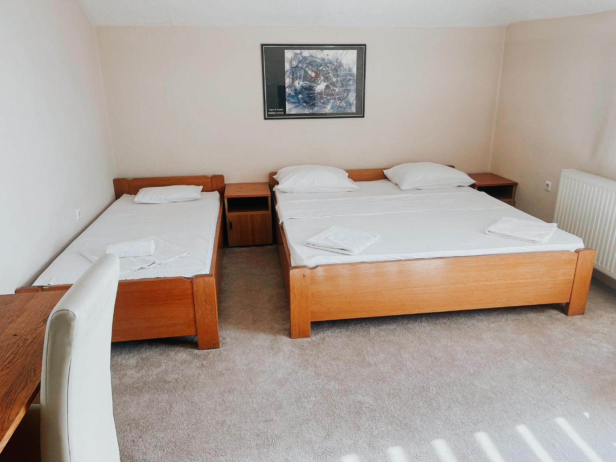 Motel Daco Вітез Екстер'єр фото
